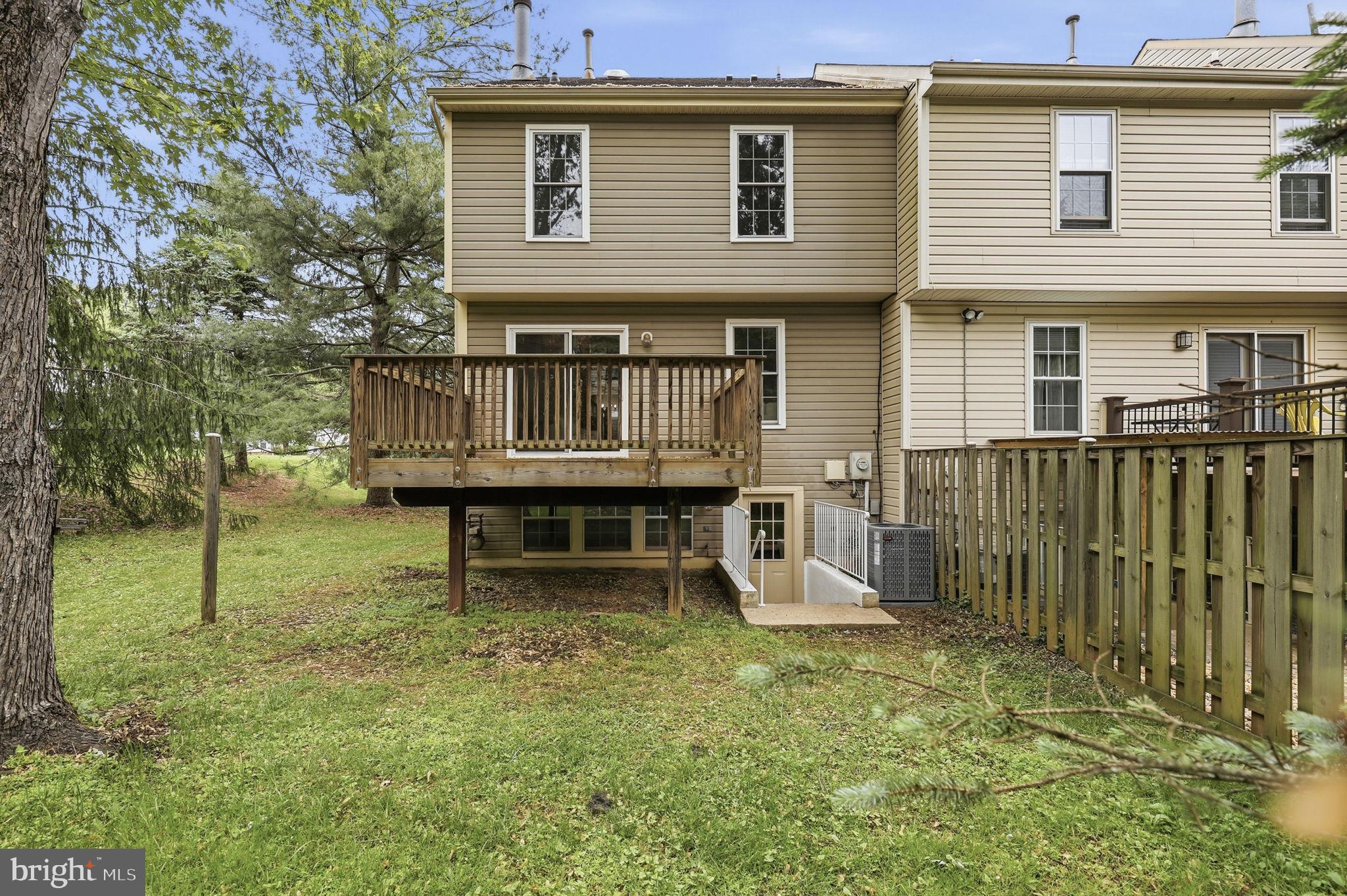 HALLOWELL - Residential