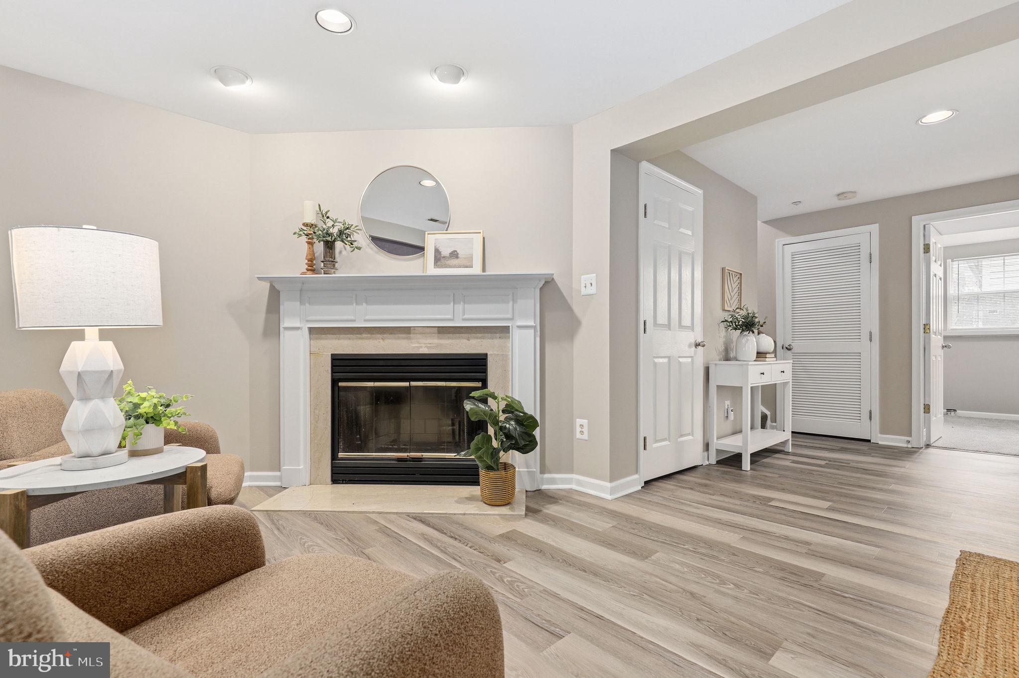 HALLOWELL - Residential