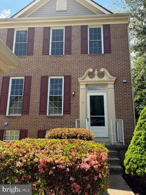 8 WINTER GARDEN COURT OLNEY MD 20832
