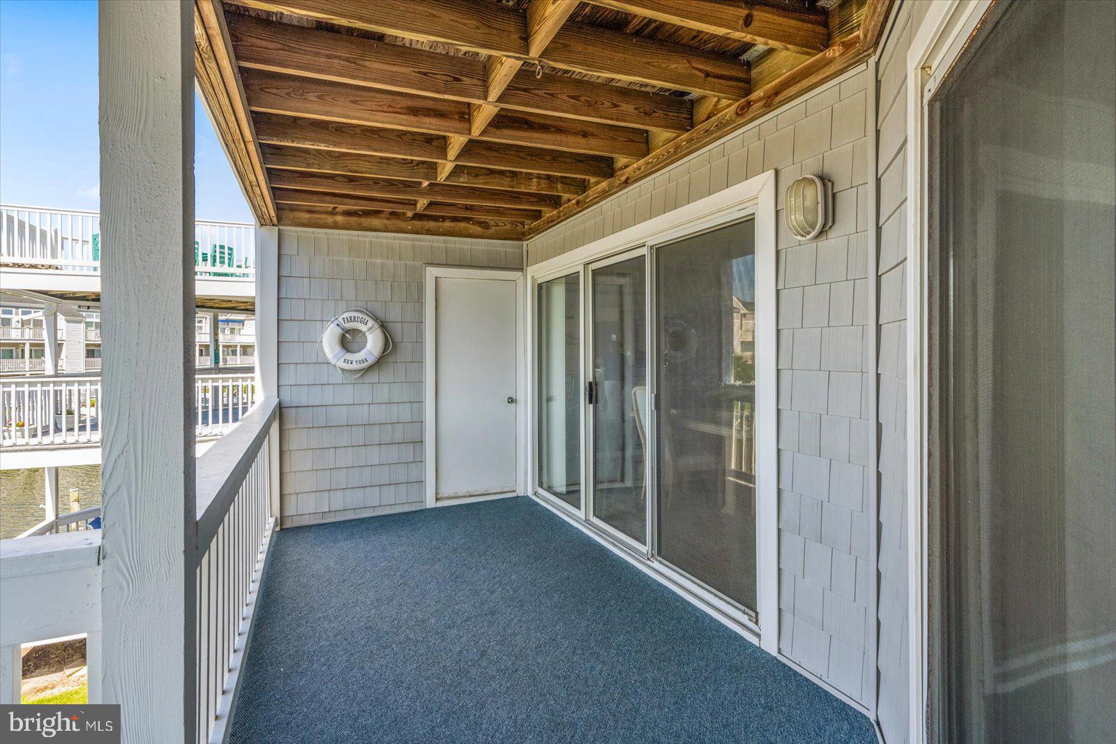 HIDDEN HARBOR - Residential