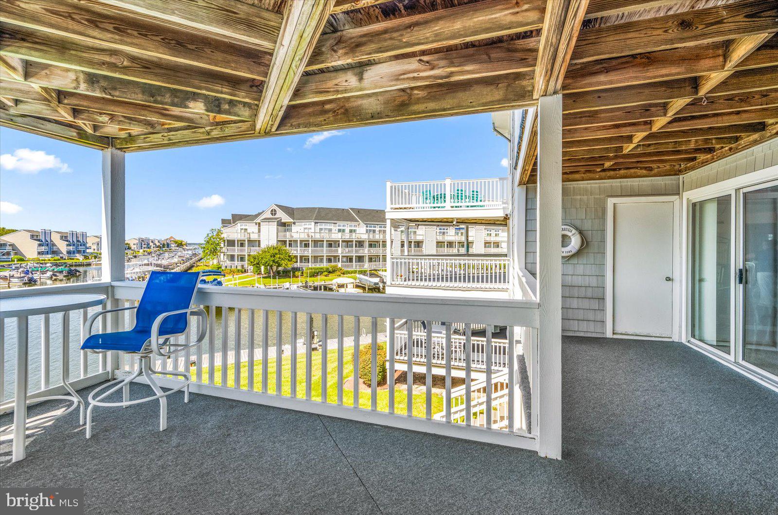 HIDDEN HARBOR - Residential