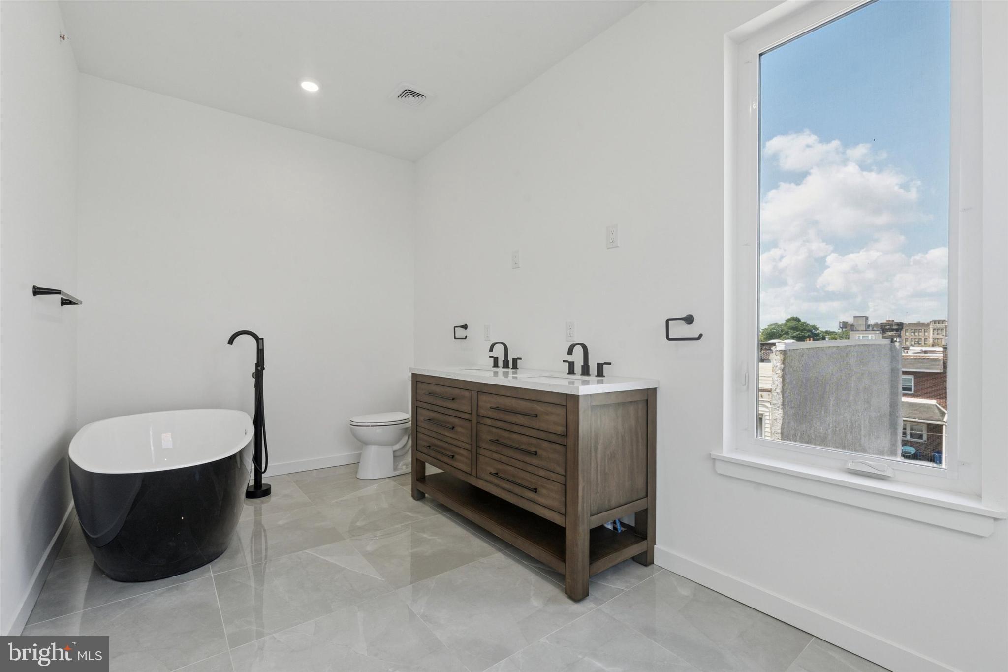 GRAYS FERRY - Residential