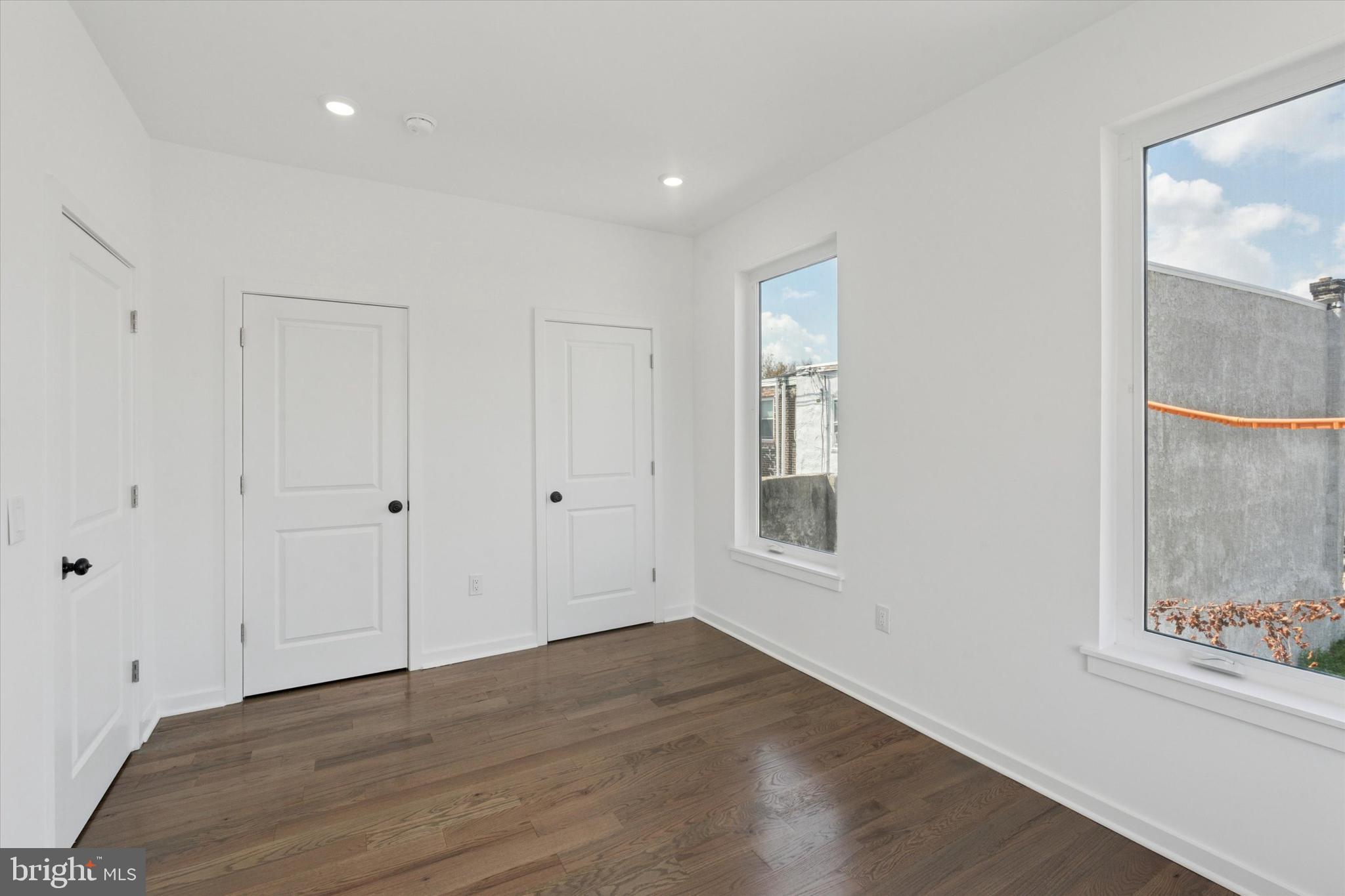 GRAYS FERRY - Residential