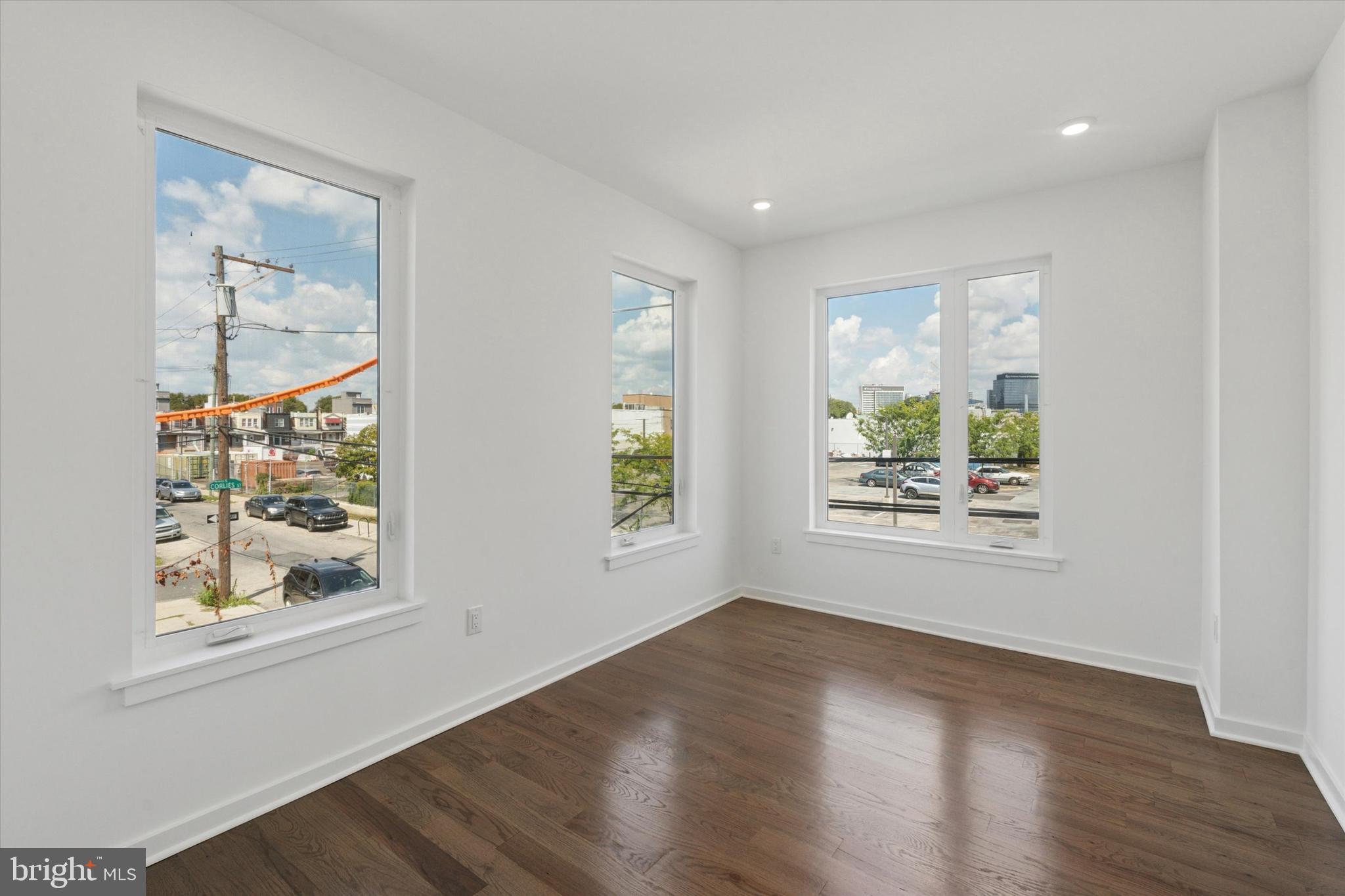 GRAYS FERRY - Residential