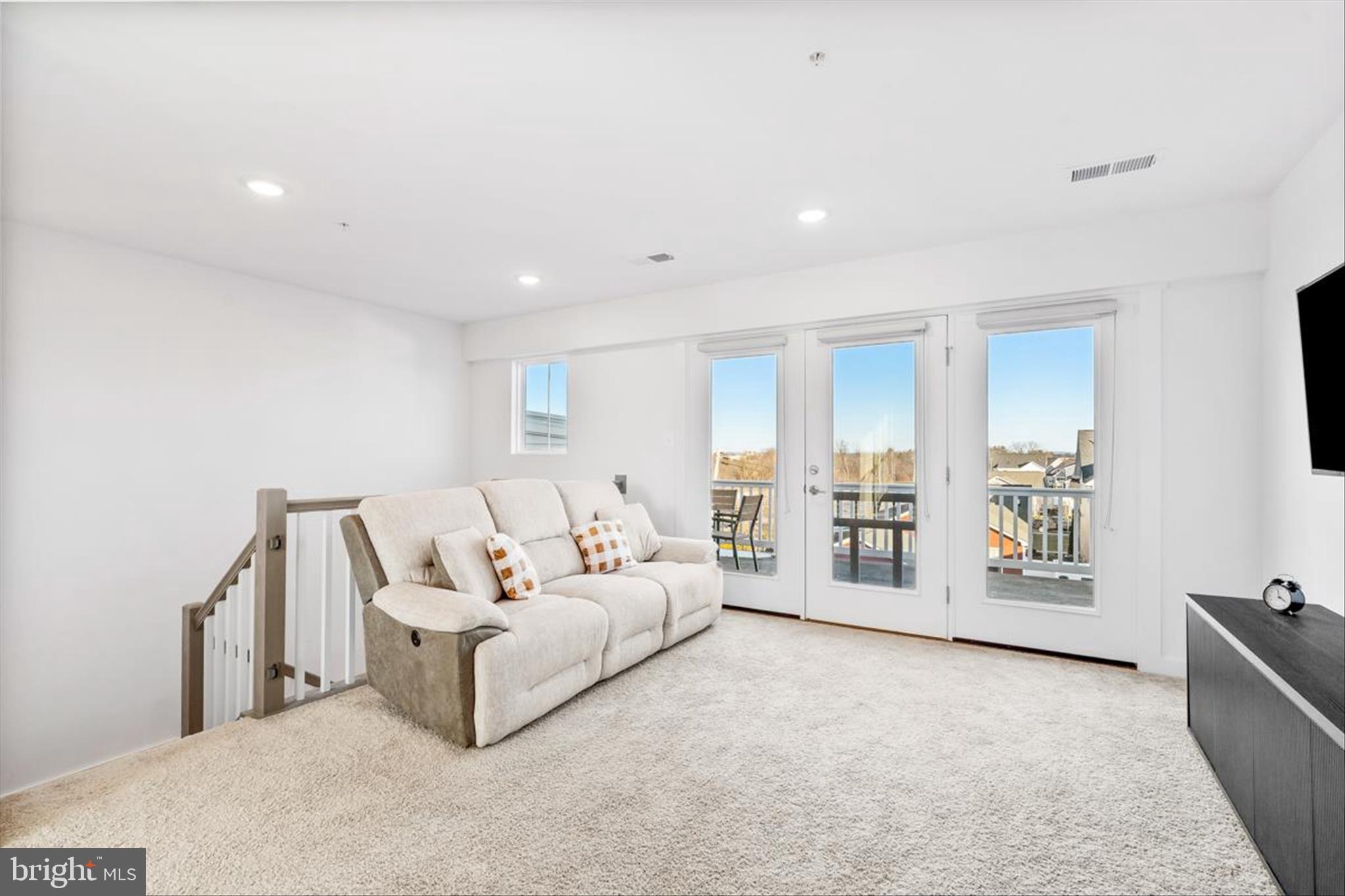 GAMBRILL VIEW - Residential