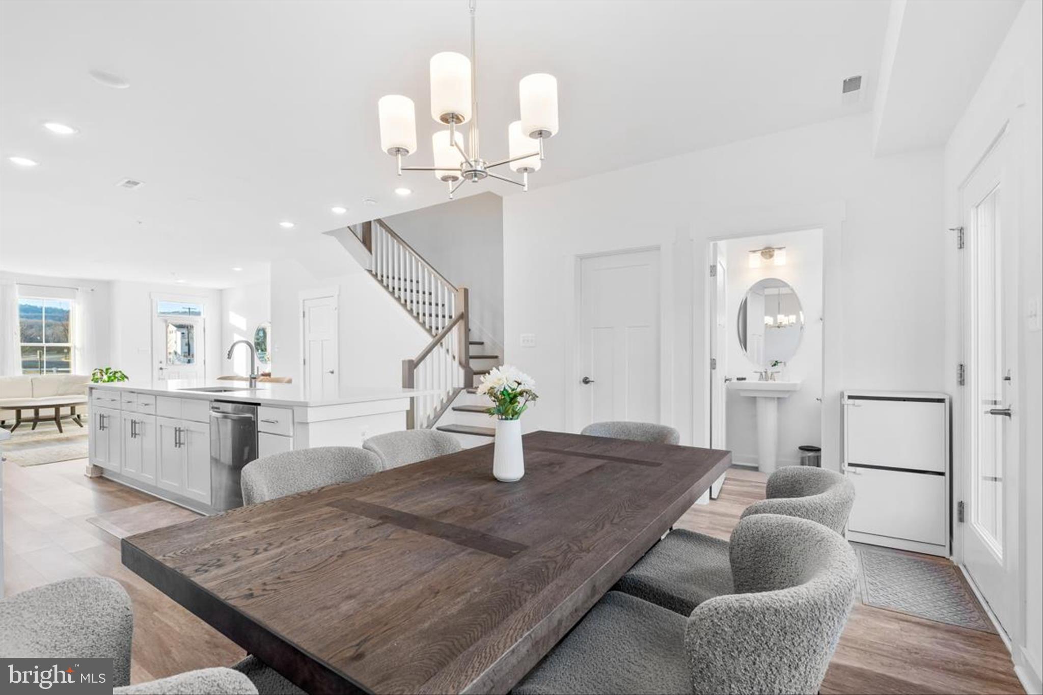 GAMBRILL VIEW - Residential