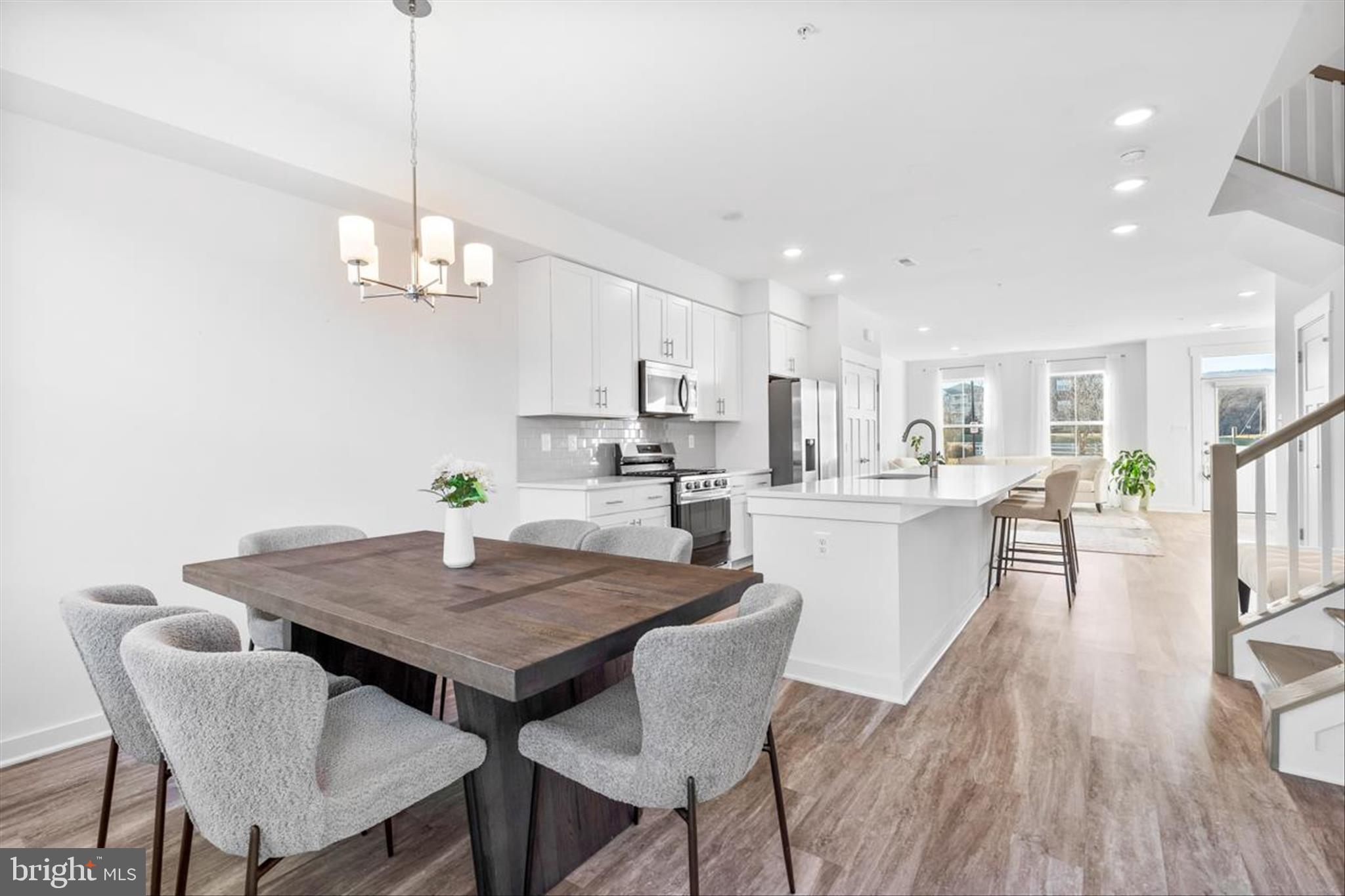 GAMBRILL VIEW - Residential