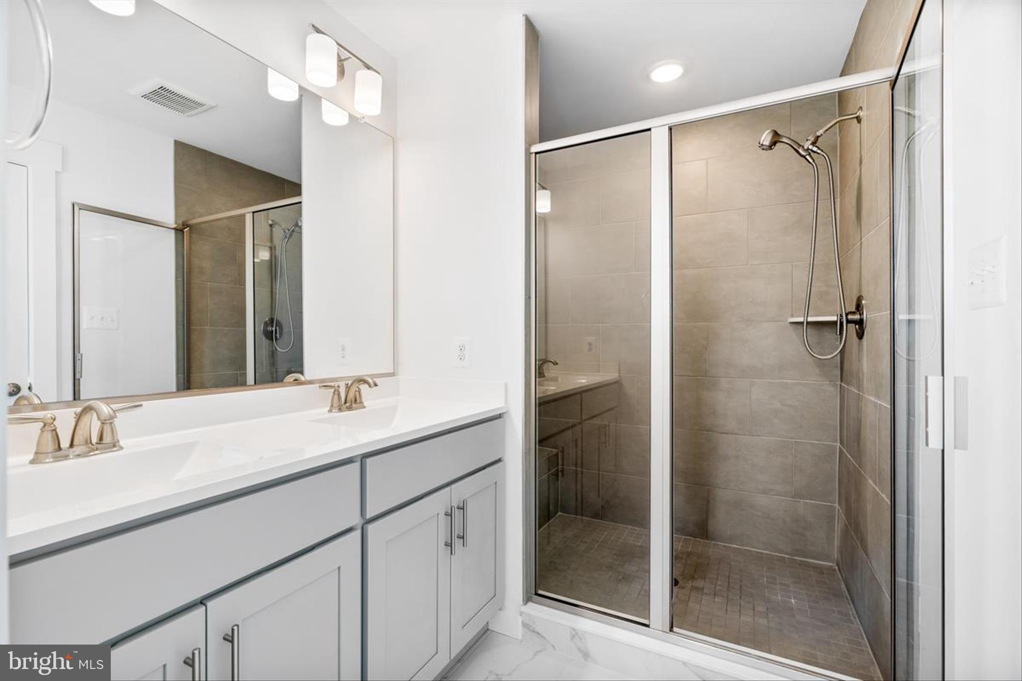 GAMBRILL VIEW - Residential