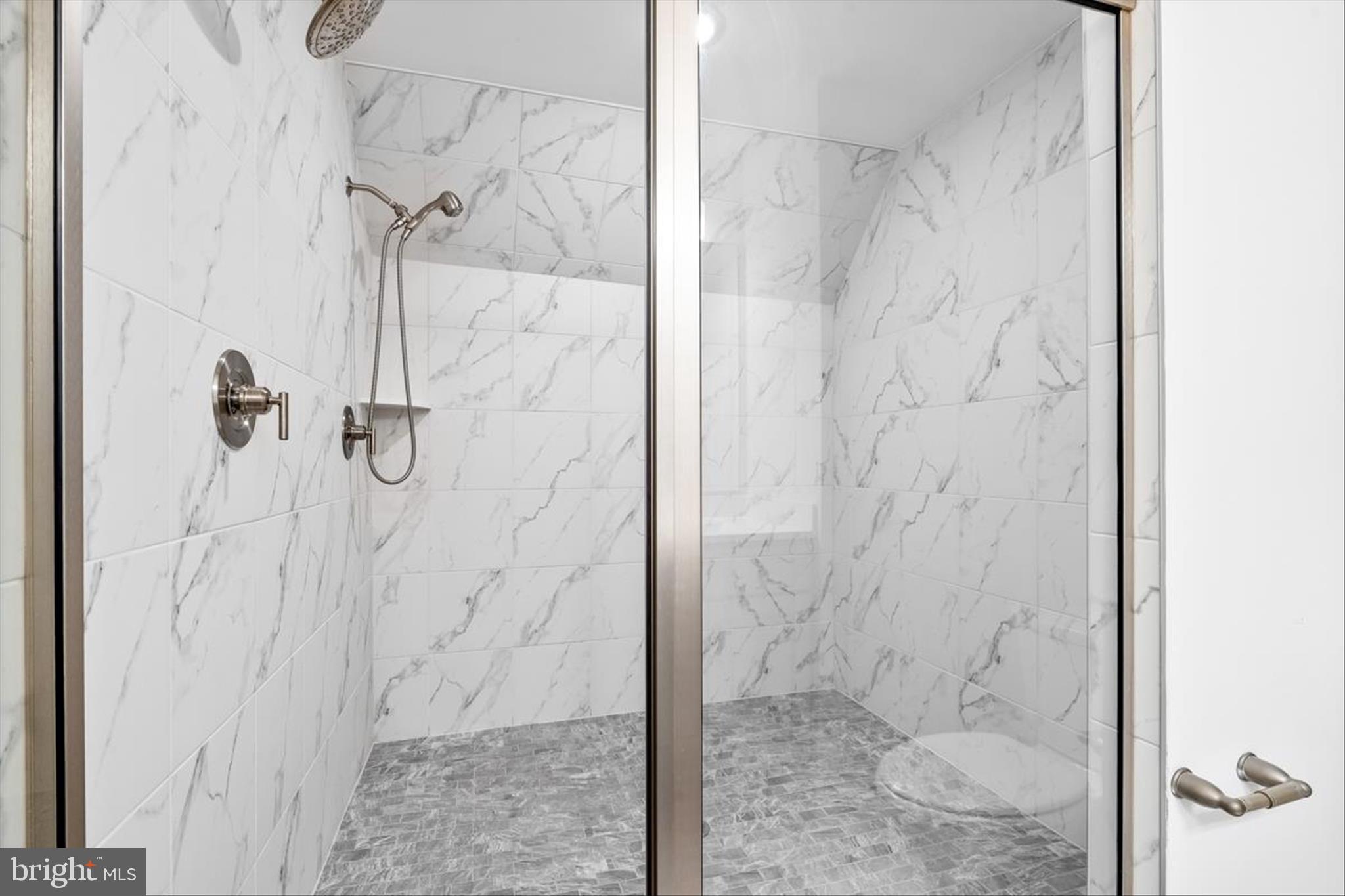 GAMBRILL VIEW - Residential