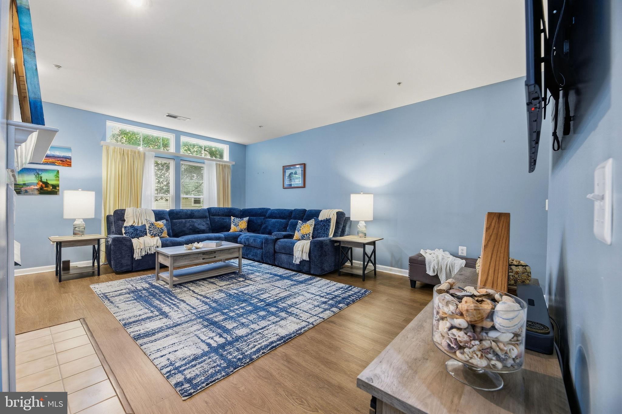 302 DRIFTWOOD LANE 302