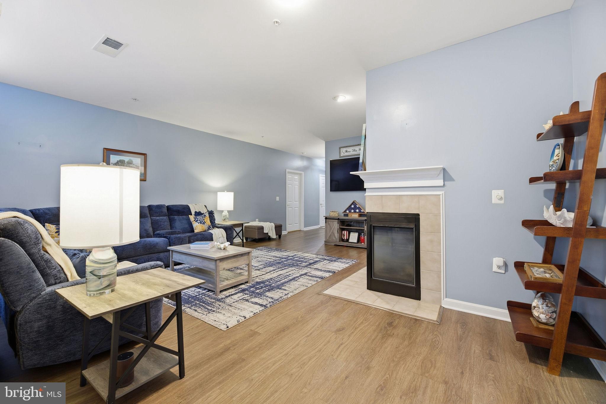 302 DRIFTWOOD LANE 302