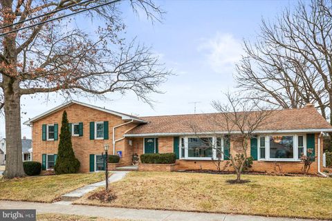 Homes For Sale - 155 George Street<br/> HANOVER, PA 17331