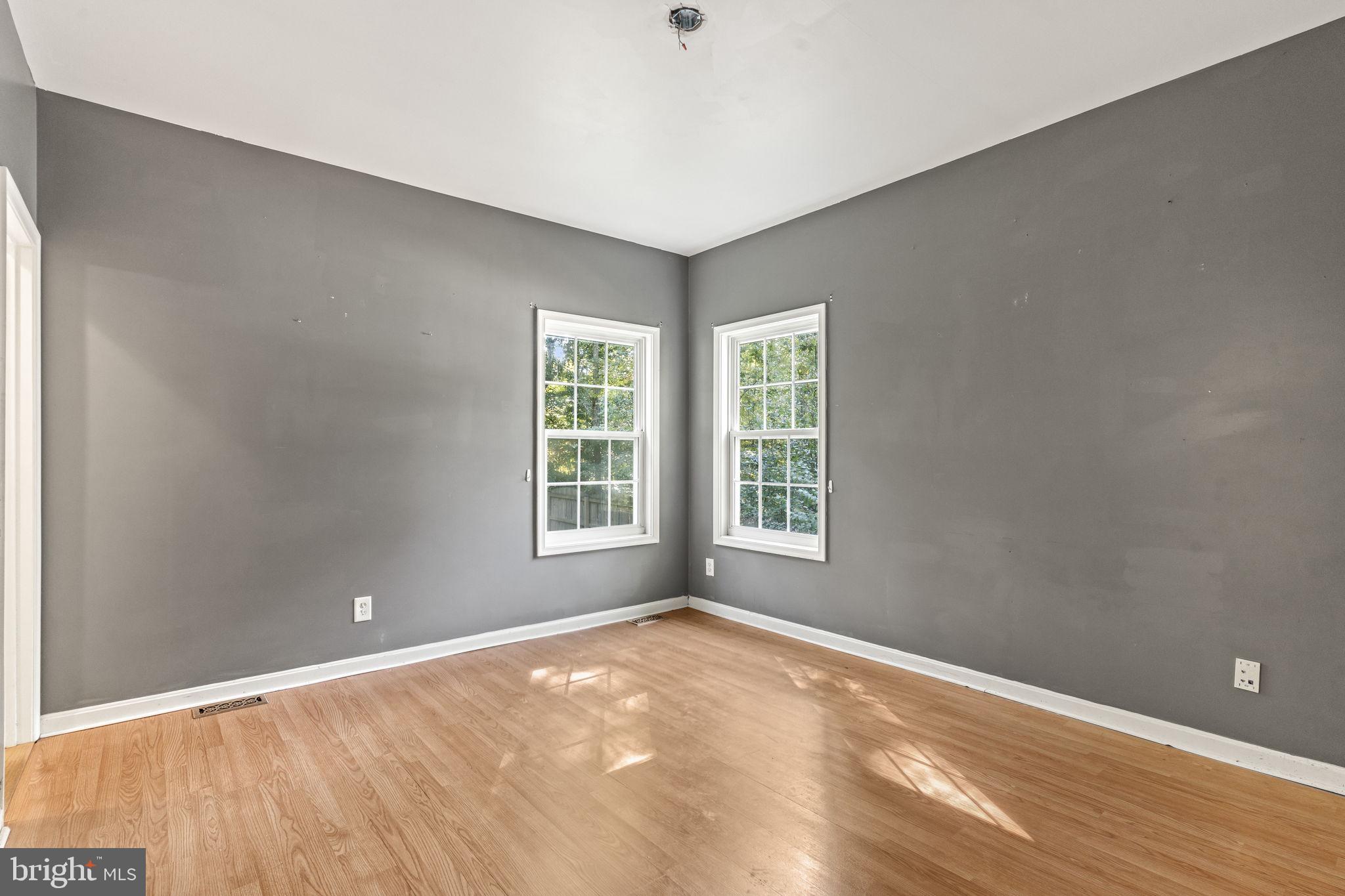 LAKE LAND OR - Residential