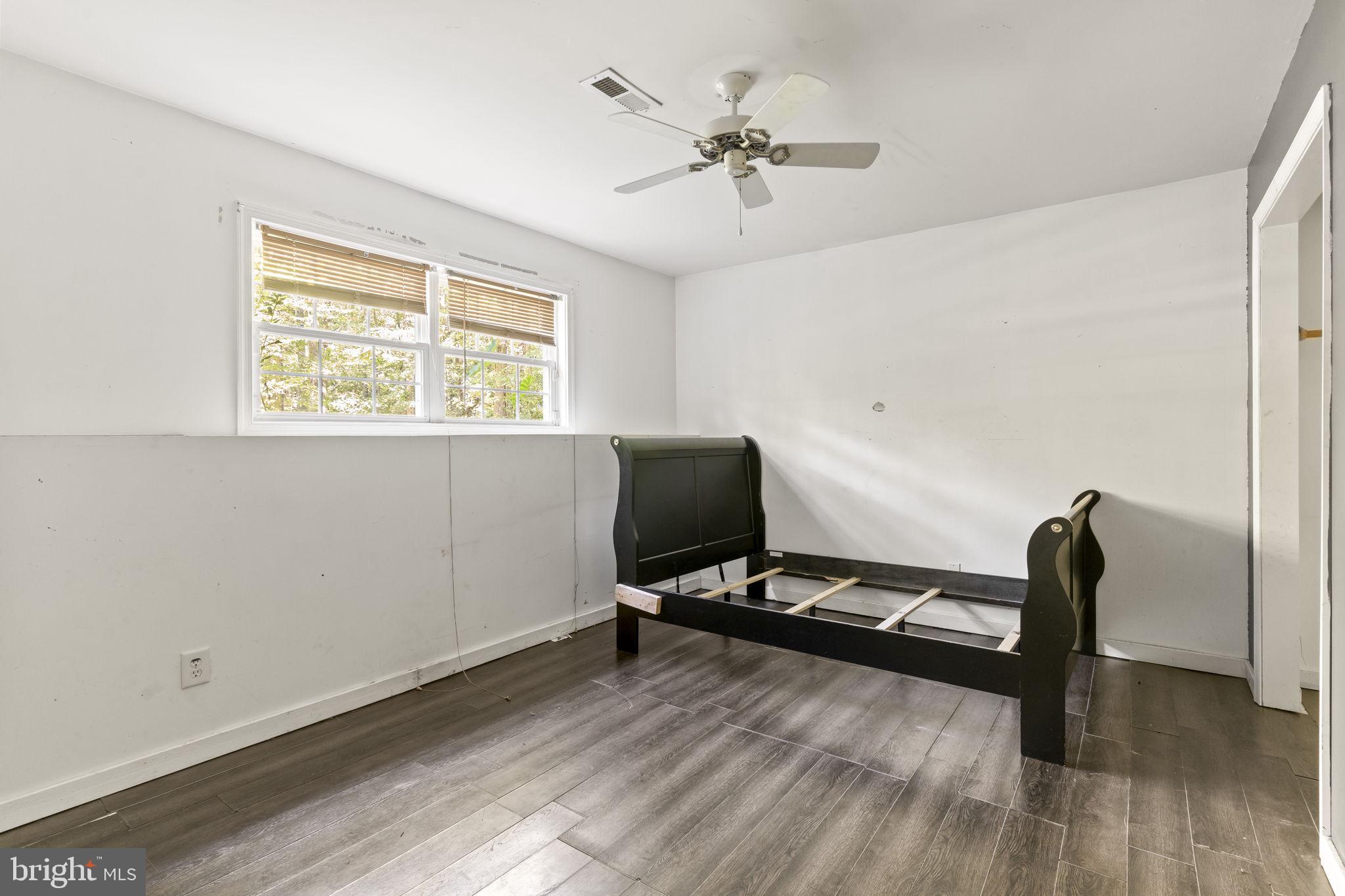 LAKE LAND OR - Residential