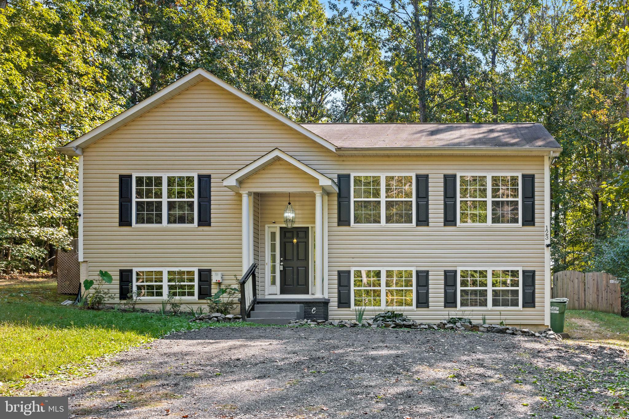 LAKE LAND OR - Residential