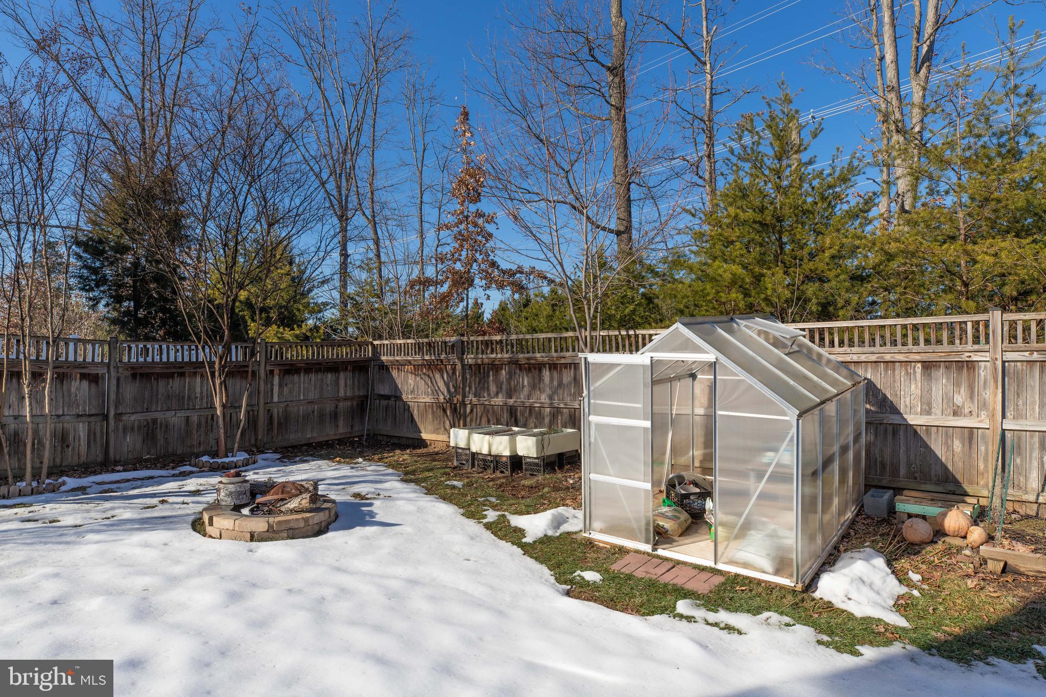 AVENDALE WOODLAND GROVE - Residential Lease