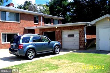 POTOMAC VISTA - Residential Lease