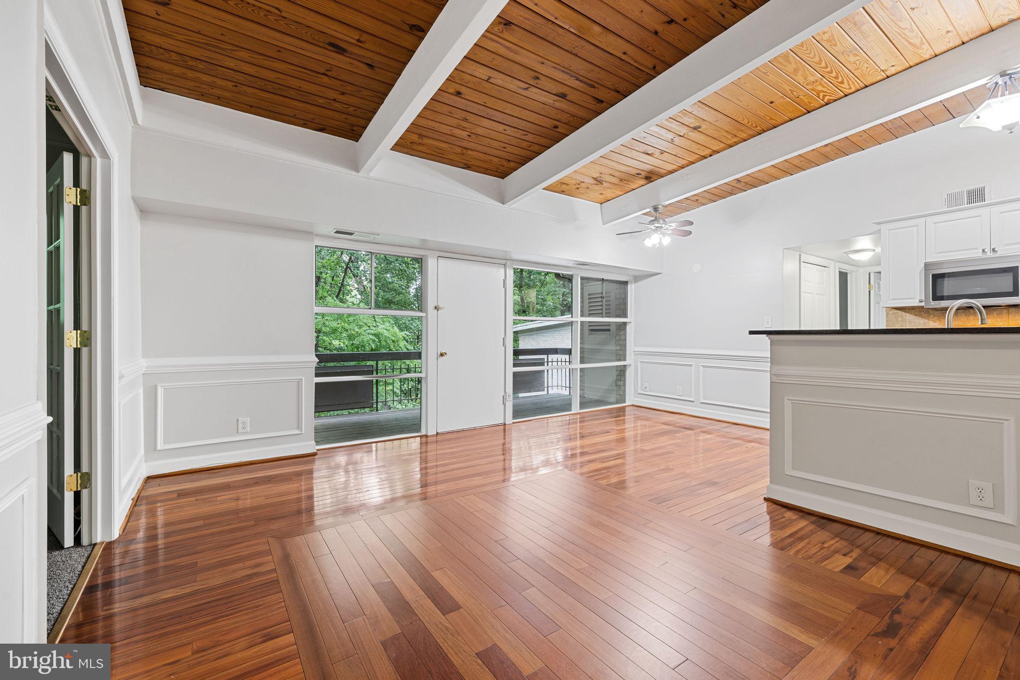 HERITAGE WOODS NORTH - Residential