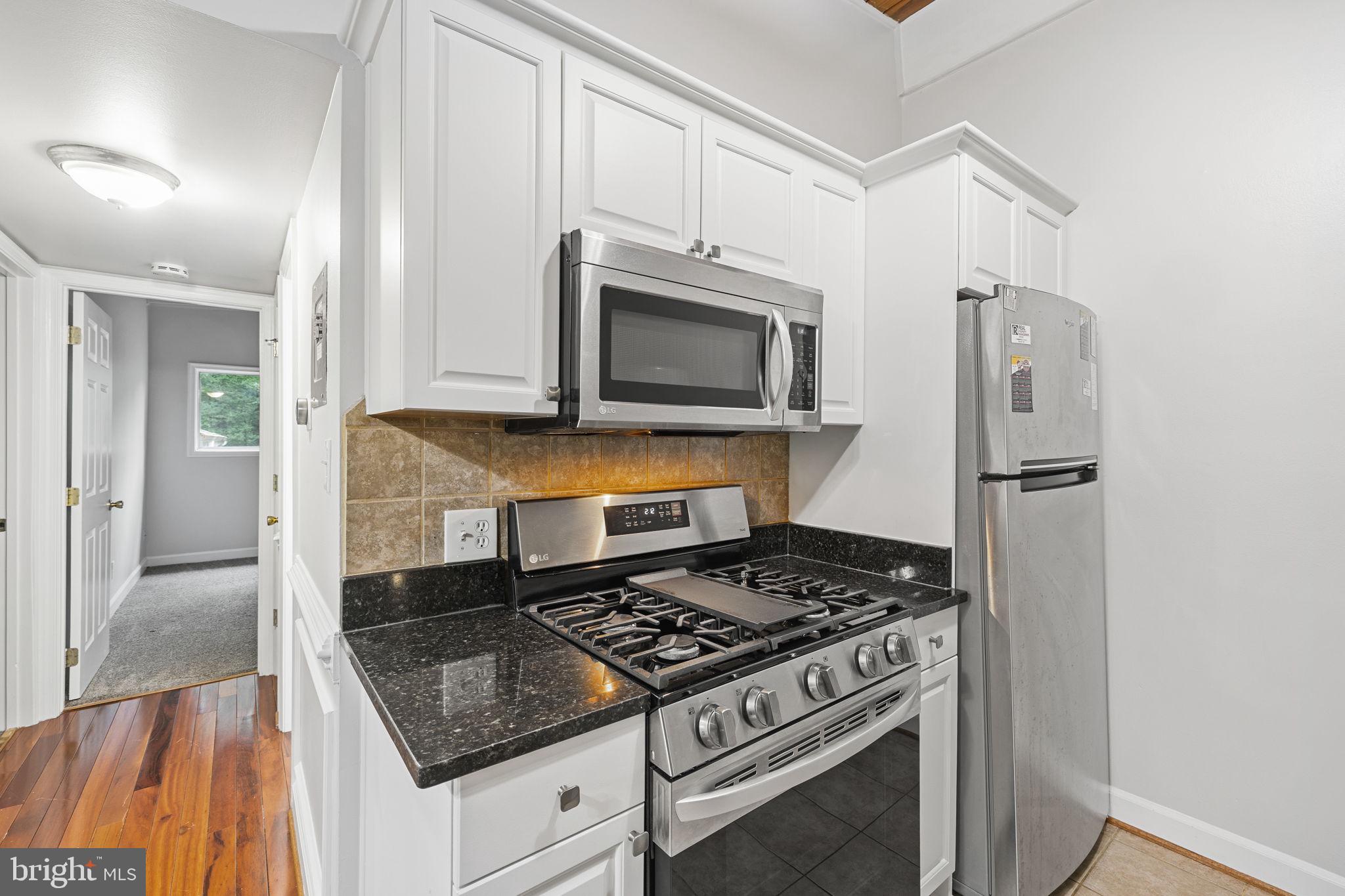 HERITAGE WOODS NORTH - Residential