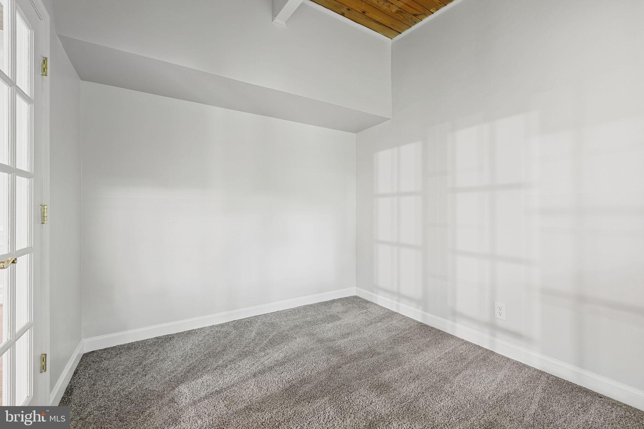 HERITAGE WOODS NORTH - Residential