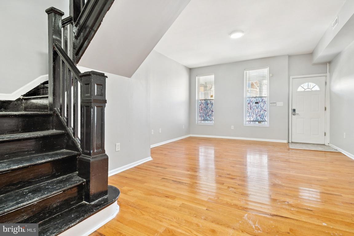 CHARLES VILLAGE - Residential