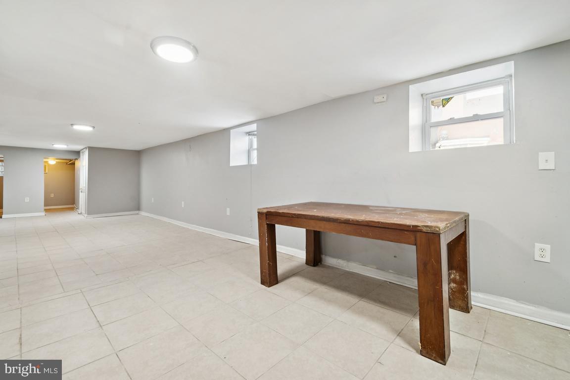 CHARLES VILLAGE - Residential