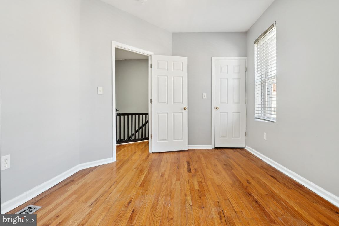 CHARLES VILLAGE - Residential