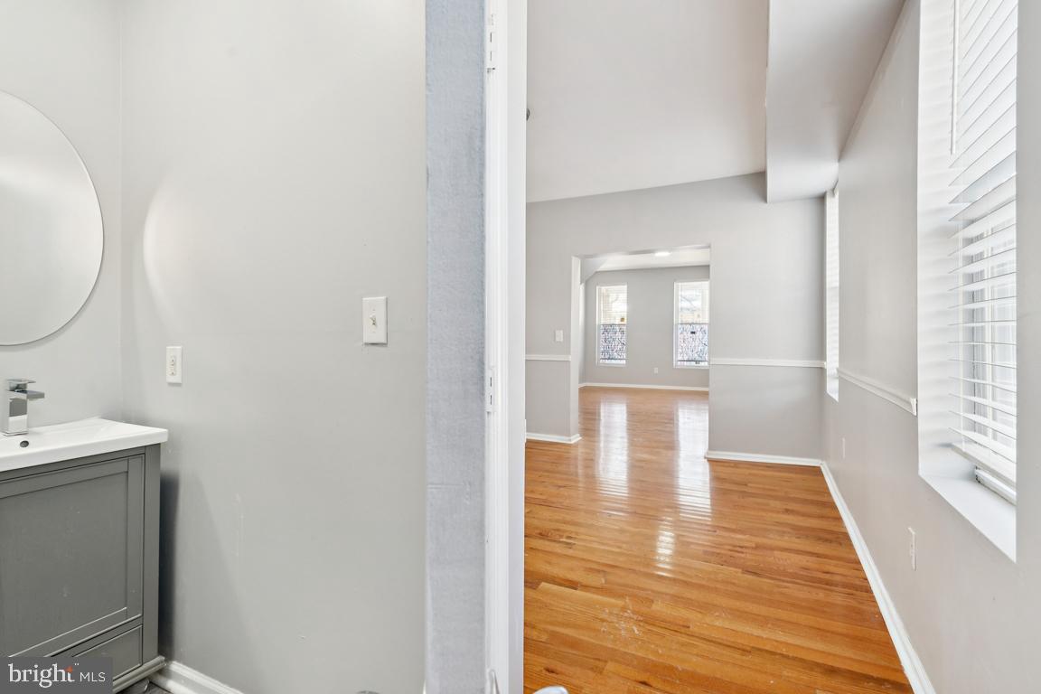 CHARLES VILLAGE - Residential