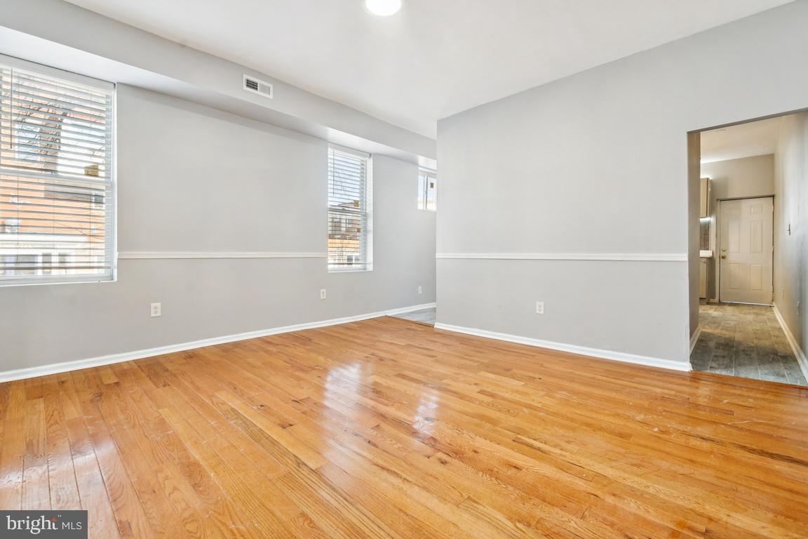 CHARLES VILLAGE - Residential