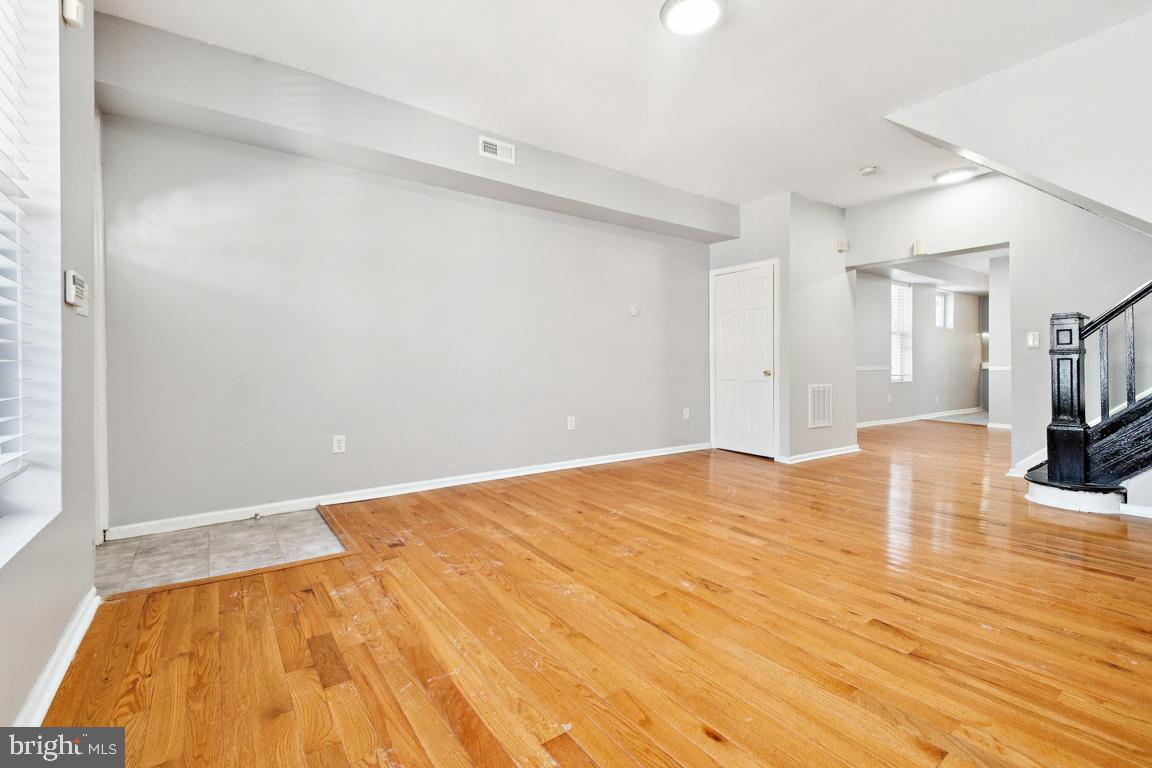 CHARLES VILLAGE - Residential