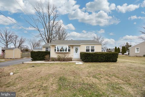 162 N REED ROAD ROYERSFORD PA 19468