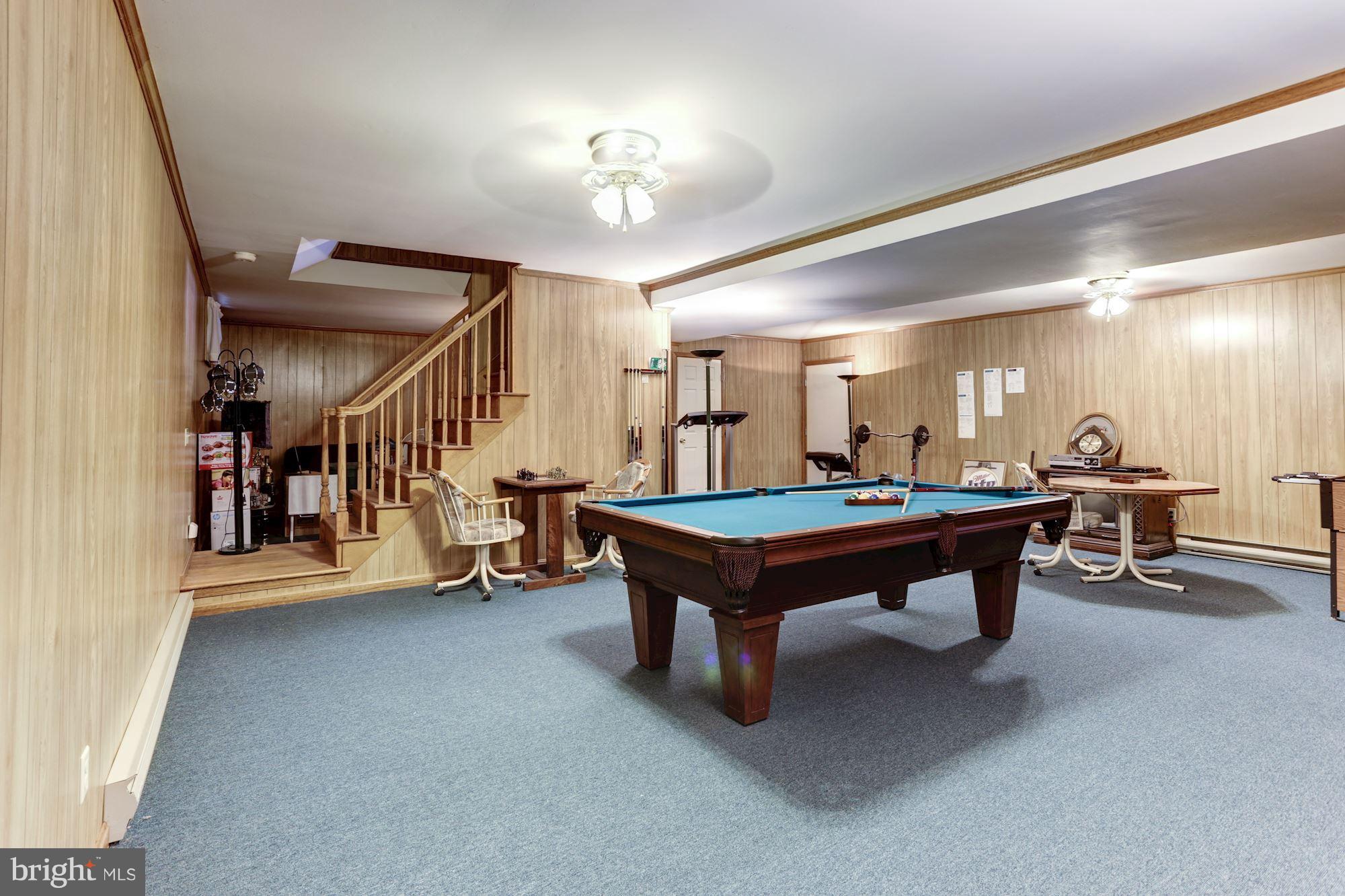 FOXHOLE ESTATES - Residential