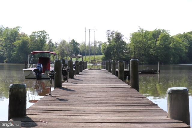 FOXHOLE ESTATES - Residential