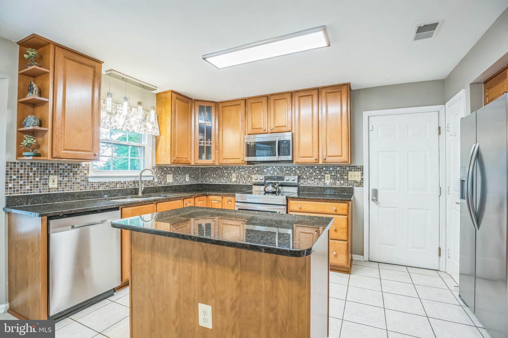2723 BURNING OAK DRIVE