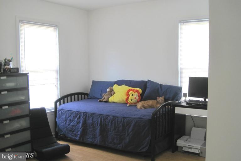 LAKE RIDGE - Residential Lease