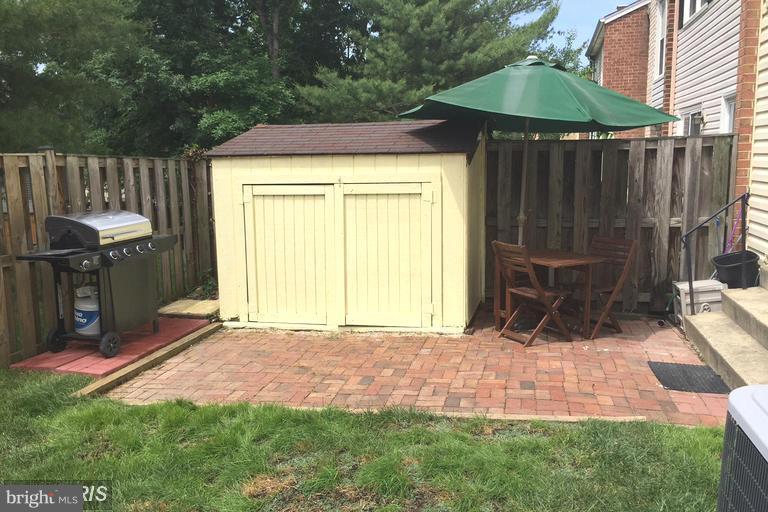 LAKE RIDGE - Residential Lease