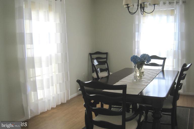 LAKE RIDGE - Residential Lease