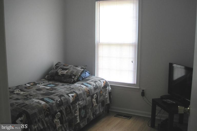 LAKE RIDGE - Residential Lease