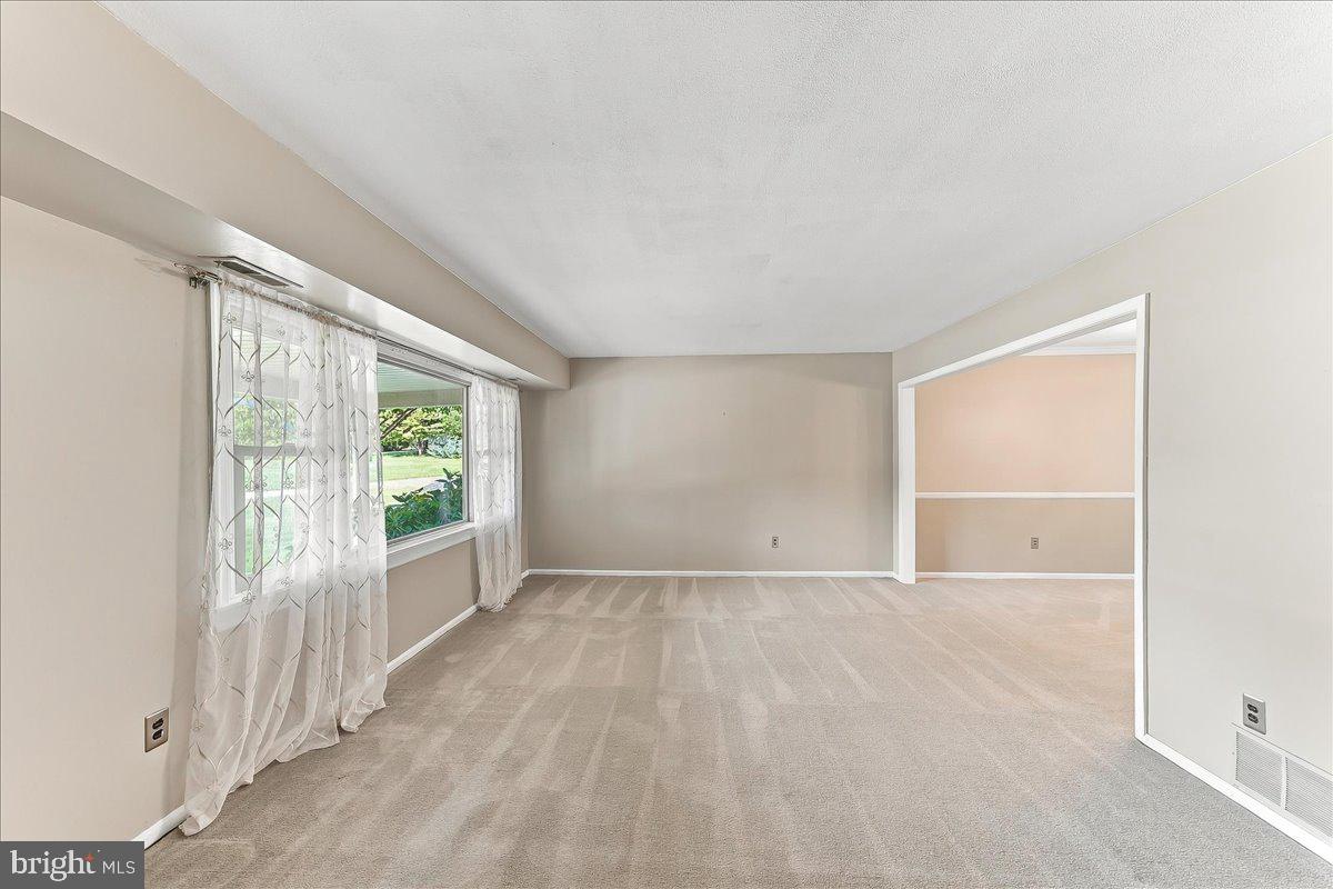 204 COLWYN TERRACE