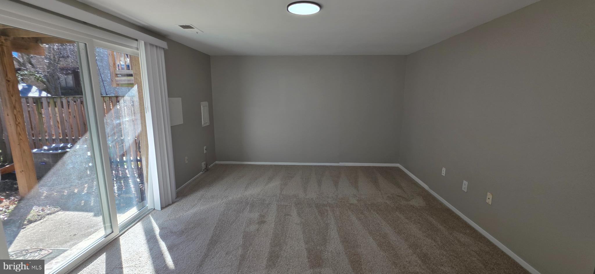 VILLAGE OF OWEN BROWN - Residential Lease