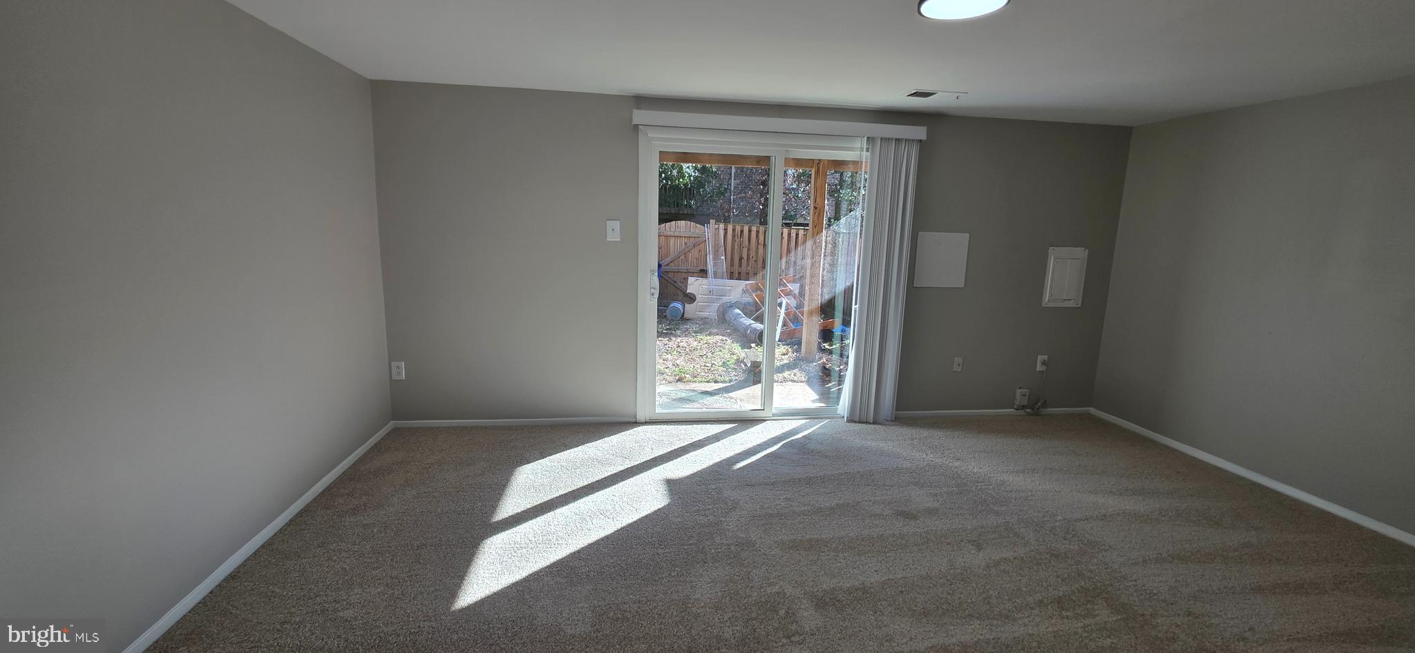 VILLAGE OF OWEN BROWN - Residential Lease