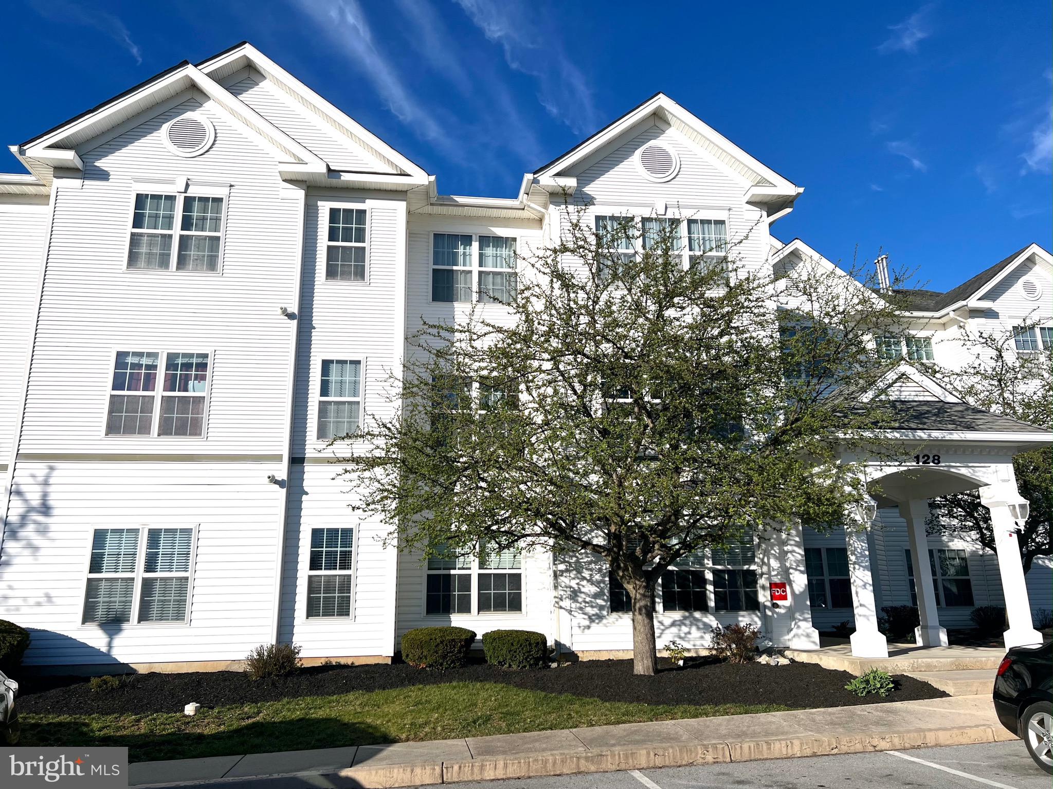 POTOMAC RIDGE - Residential