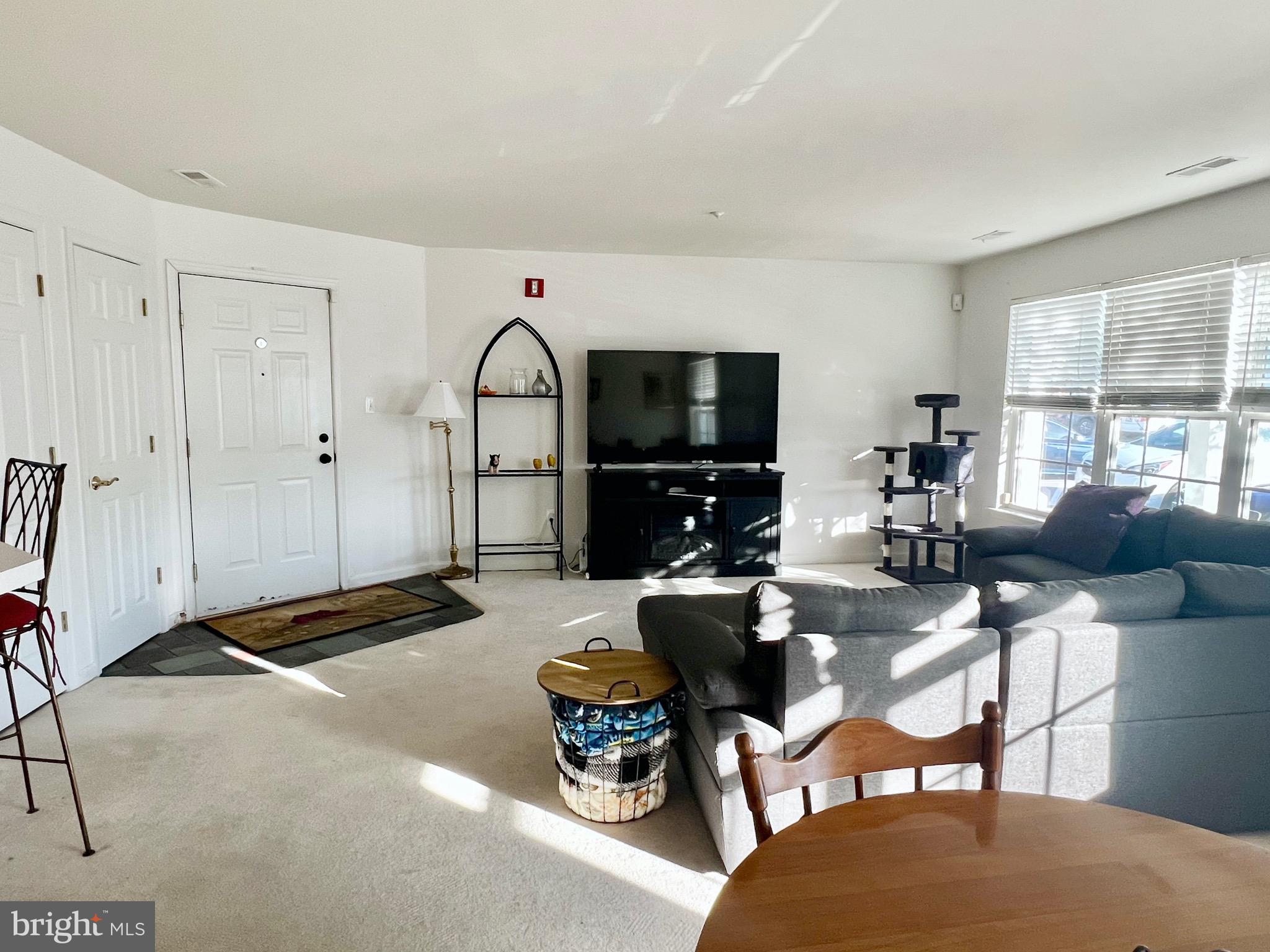 POTOMAC RIDGE - Residential