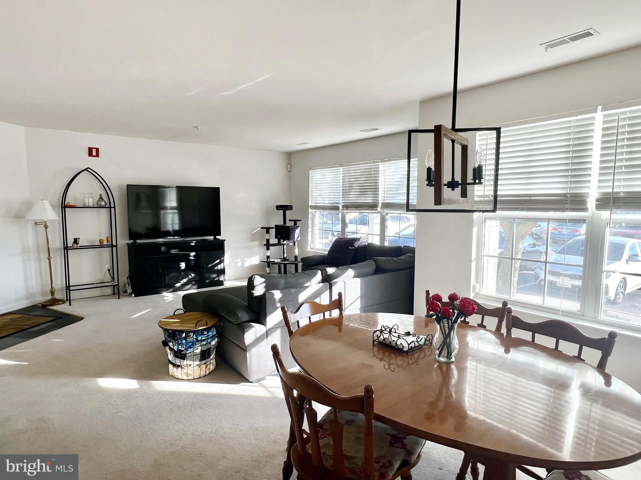 POTOMAC RIDGE - Residential