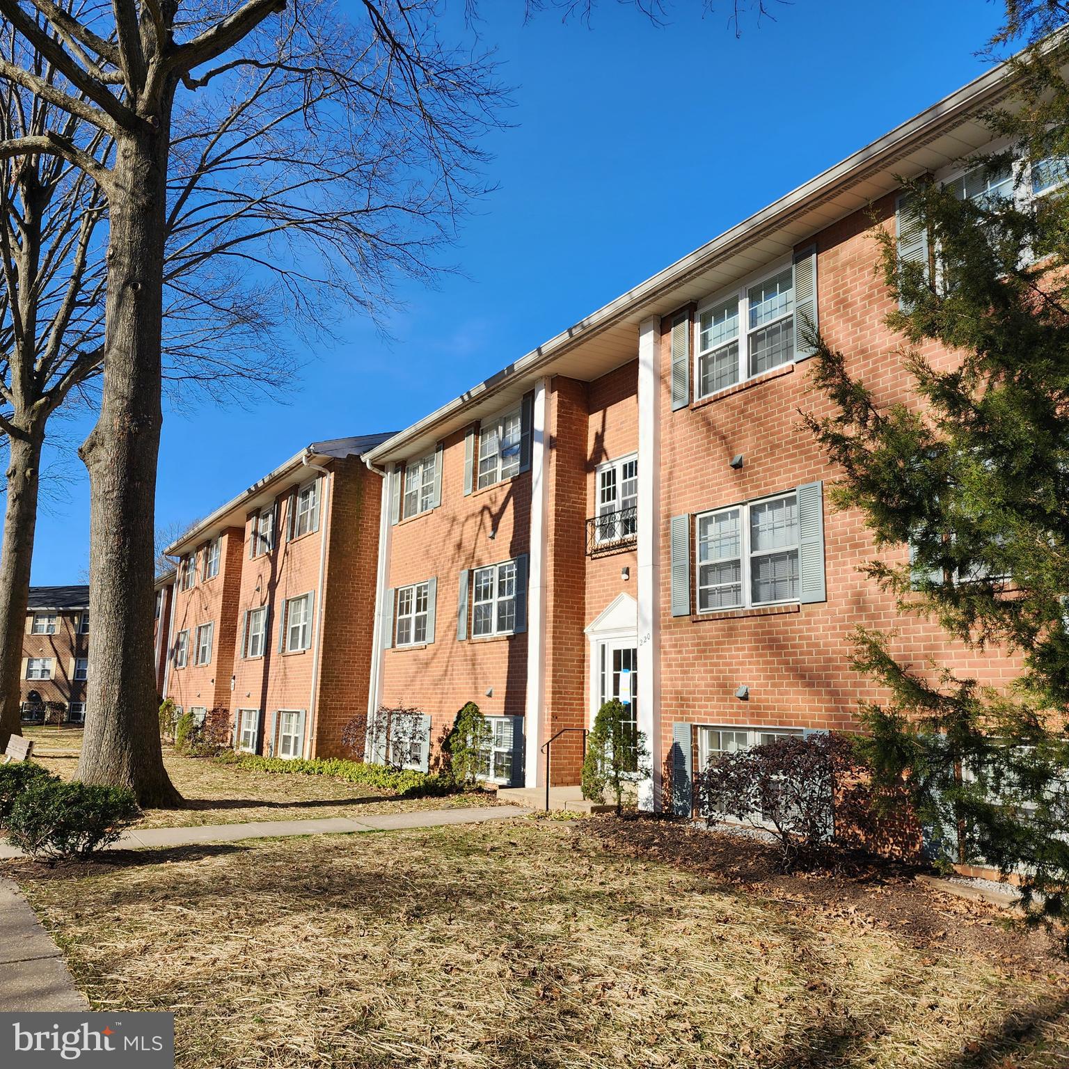 HICKORY HILLS CONDOMINIUMS - Residential