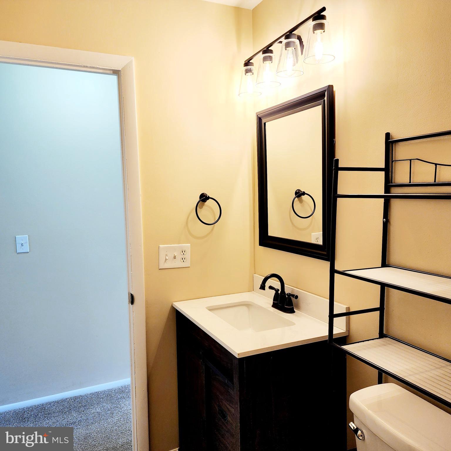 HICKORY HILLS CONDOMINIUMS - Residential