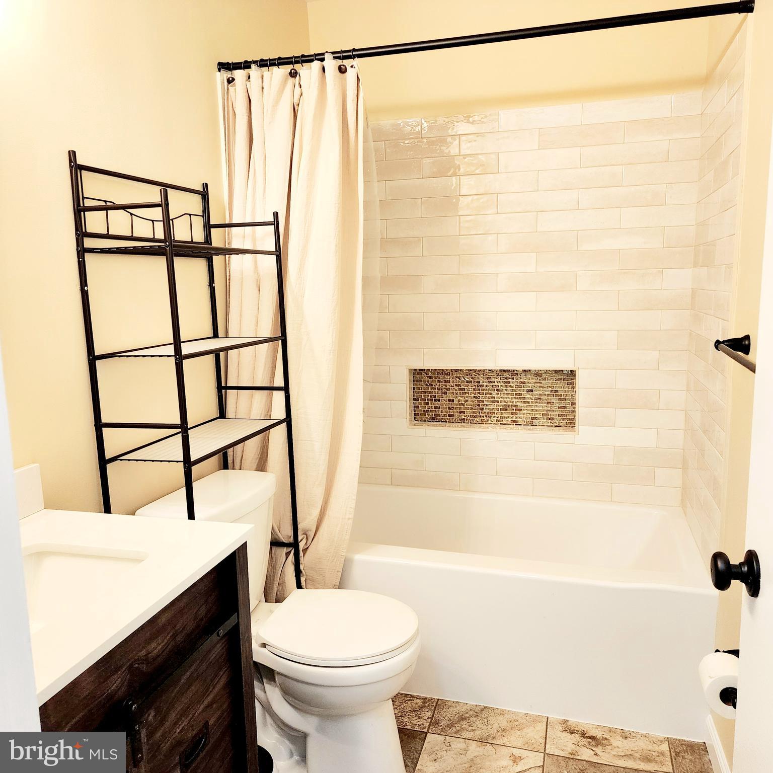 HICKORY HILLS CONDOMINIUMS - Residential