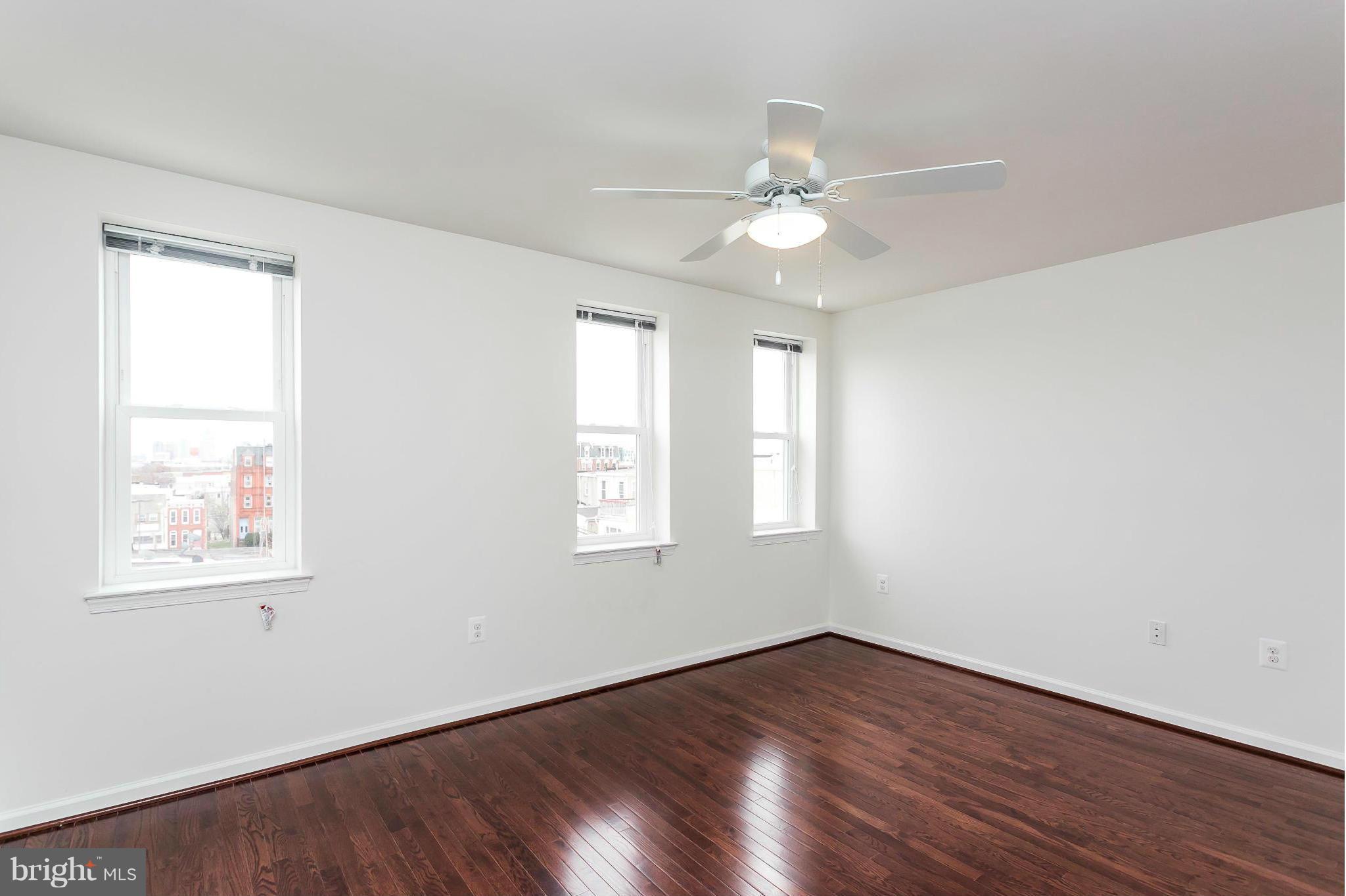 BARCLAY - Residential