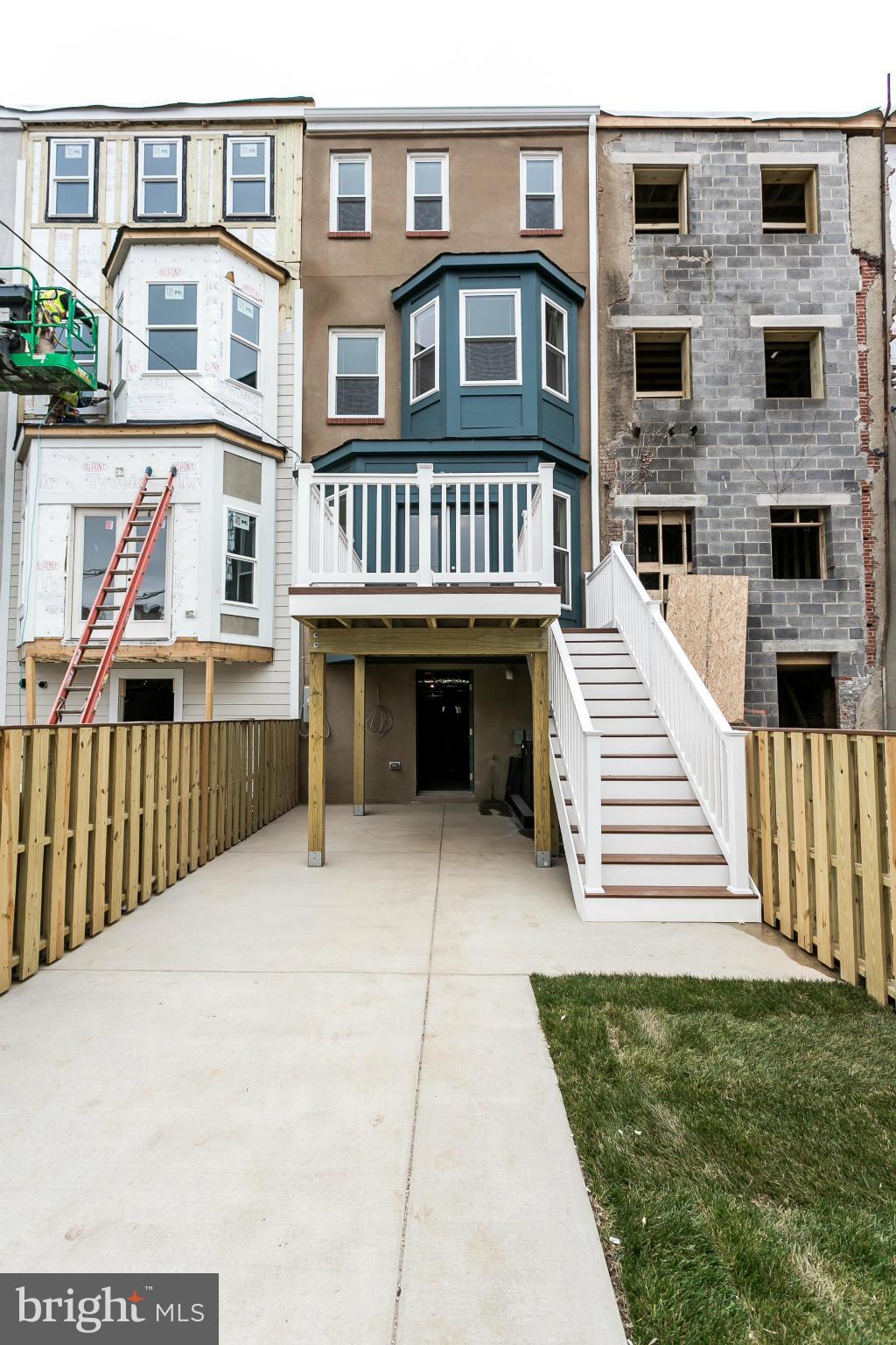 BARCLAY - Residential