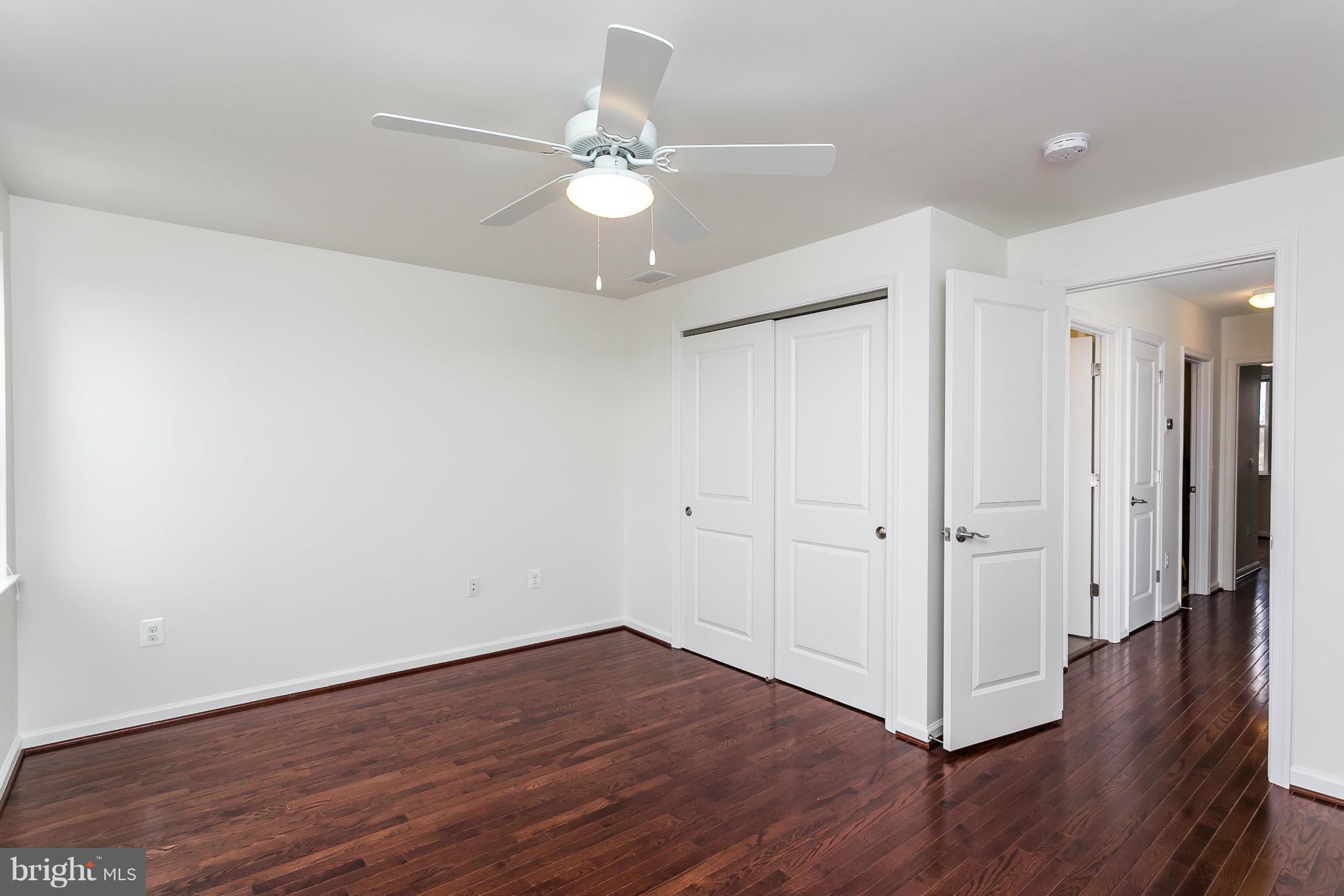 BARCLAY - Residential